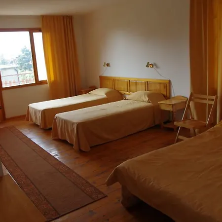 Liana Guest house